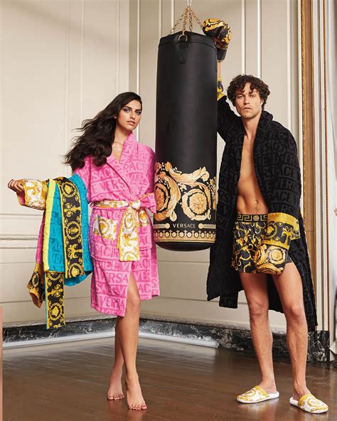 versace unisex barocco sleeve robe